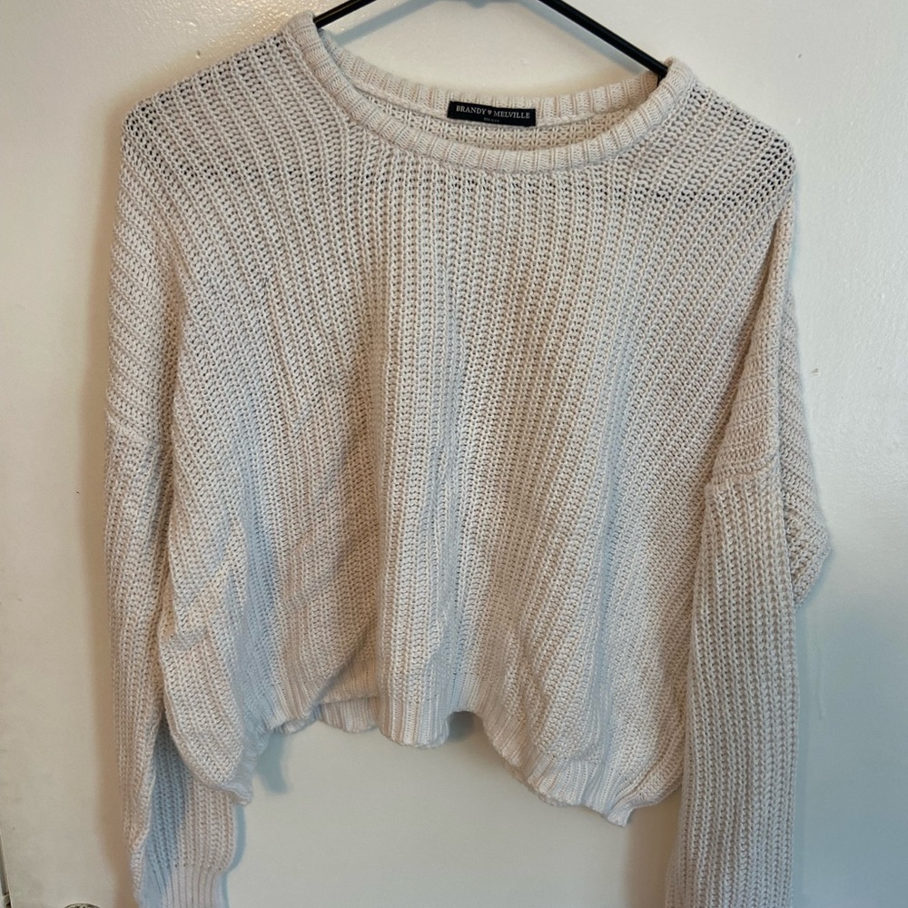 Brandy Melville long sleeve white sweater